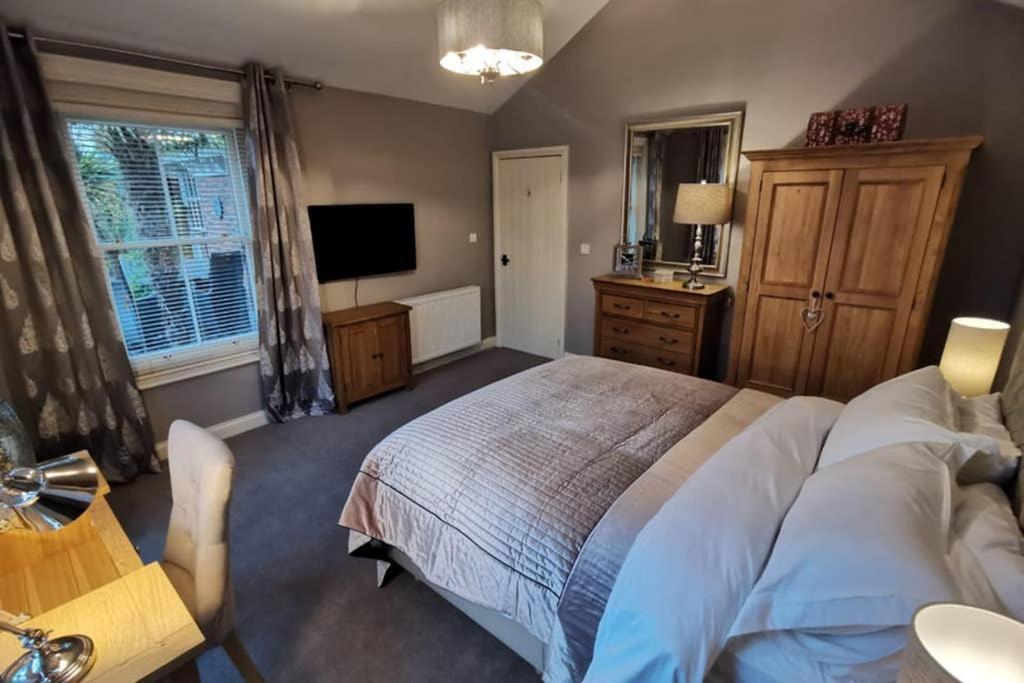 The Lodge At The Cedars Stourbridge Εξωτερικό φωτογραφία