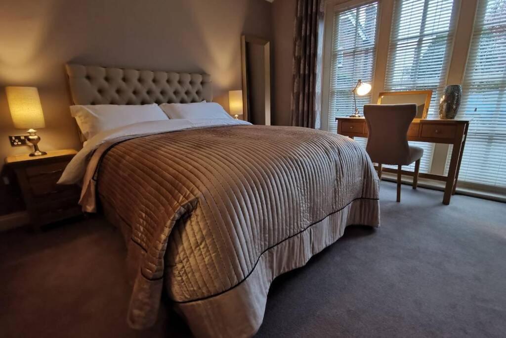 The Lodge At The Cedars Stourbridge Εξωτερικό φωτογραφία